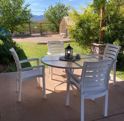 Natural Healing Oasis With Organic Veggie Gardens Holiday home Cornville